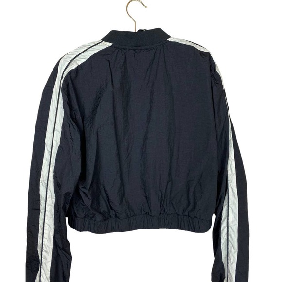 Ellesse Cropped Black Zip Up Track Jacket - Picture 6 of 9